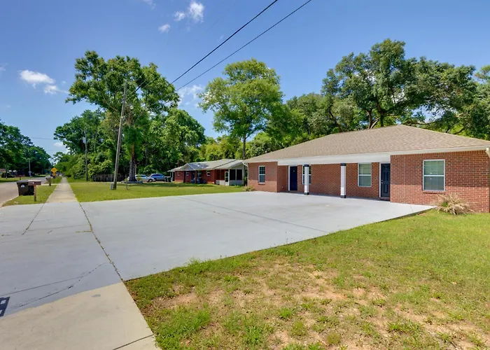 Apartment Dog-friendly Duplex ~ 7 Mi To Downtown *