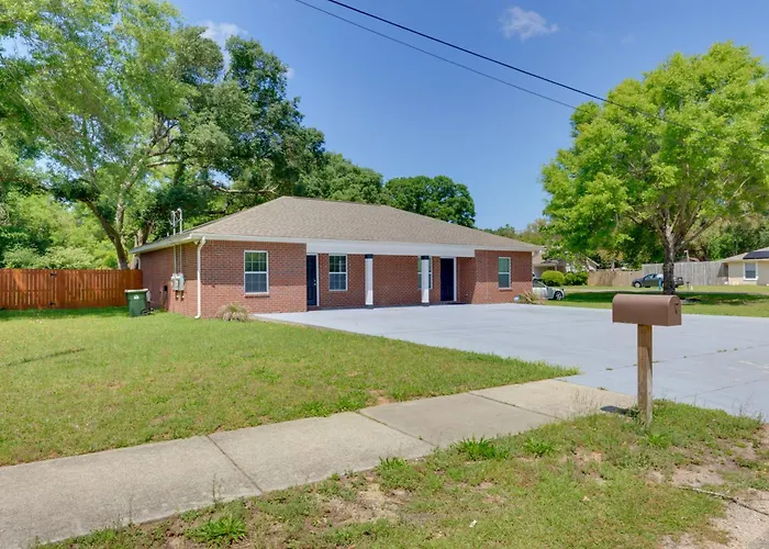 Dog-friendly Duplex ~ 7 Mi To Downtown *